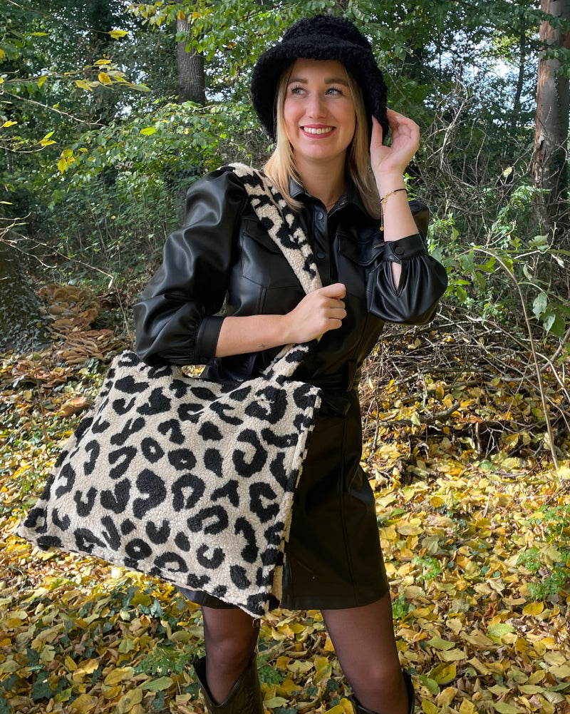 Teddy Bucket hat Black